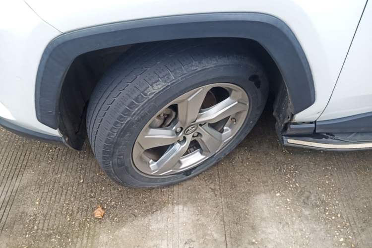 Used Toyota RAV4 2020 2.0L CVT Two-Wheel Drive Fashion Edition Left Front Wheel Hub