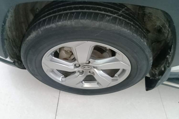 Used Toyota RAV4 2020 2.0L CVT Two-Wheel Drive Fashion PLUS Edition Left Front Wheel Hub