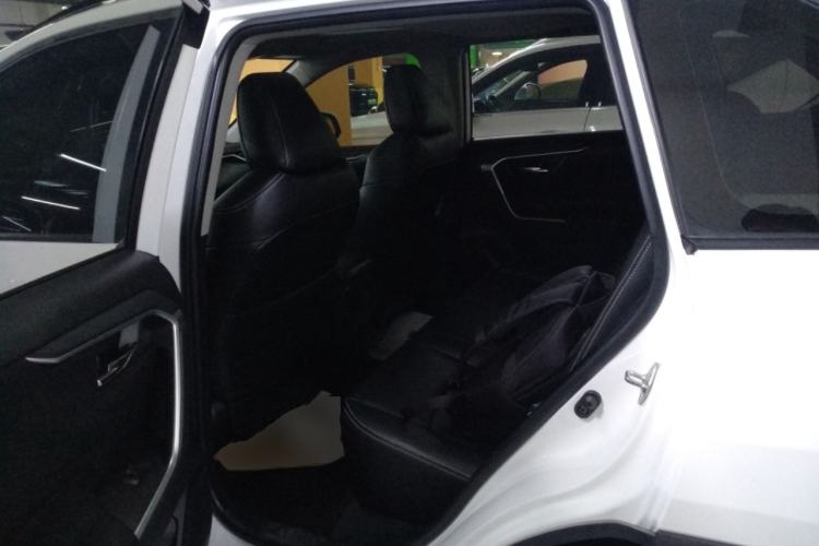 Used Toyota RAV4 2020 2.0L CVT 4x4 Trend Edition Left Rear Seat
