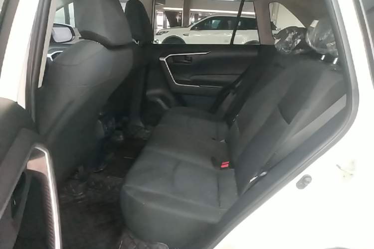 Used Toyota RAV4 2020 2.0L CVT Two-Wheel Drive Urban Edition Left Rear Seat