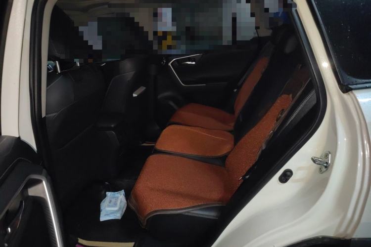 Used Toyota RAV4 2020 2.0L CVT 4x4 Style PLUS Edition Left Rear Seat