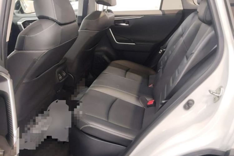 Used Toyota RAV4 2020 Dual-Motor 2.5L E-CVT Four-Wheel Drive Flagship Edition Left Rear Seat