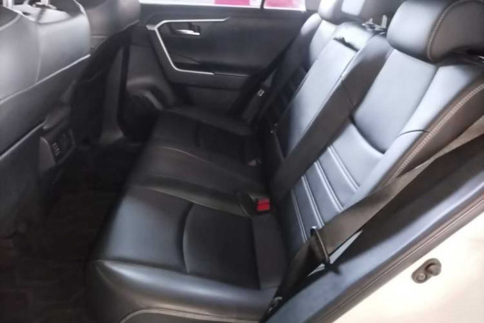 Used Toyota RAV4 2020 2.0L CVT Two-Wheel Drive Prestige Edition Left Rear Seat