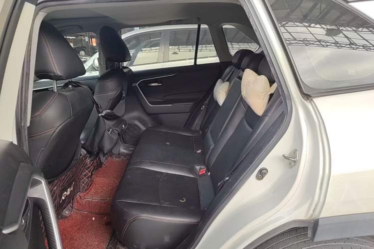 Used Toyota RAV4 2020 2.0L CVT 4x4 Trend Edition Left Rear Seat