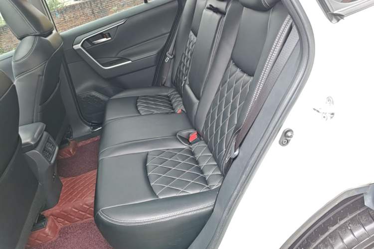 Used Toyota RAV4 2020 2.0L CVT 4x4 Trend Edition Left Rear Seat