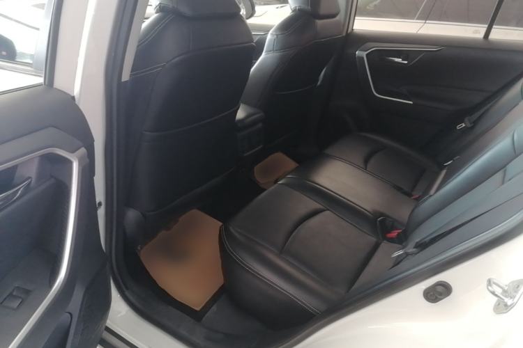 Used Toyota RAV4 2020 2.0L CVT 4x4 Trend Edition Left Rear Seat
