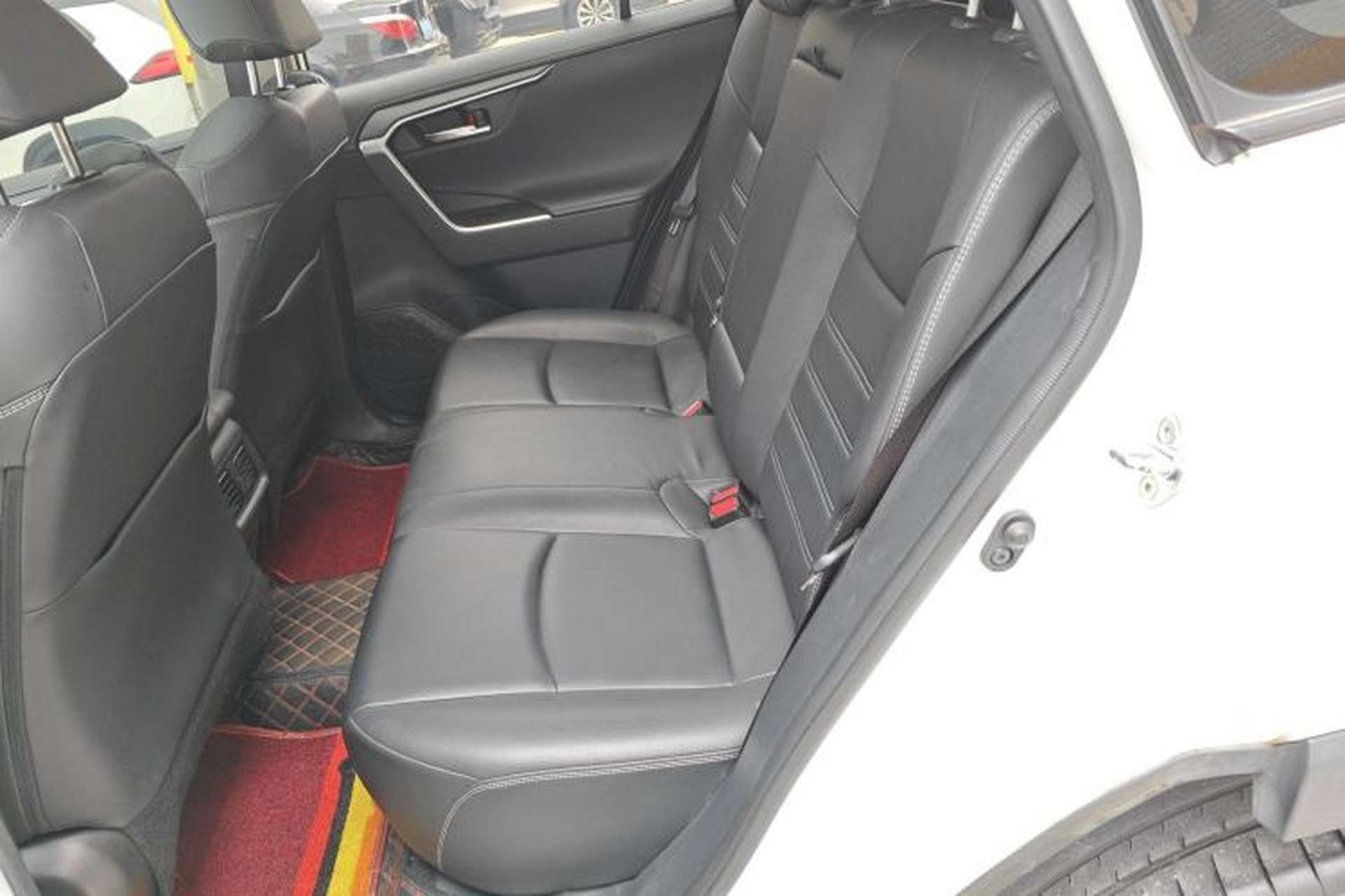 Used Toyota RAV4 2020 2.0L CVT 4x4 Style PLUS Edition Left Rear Seat