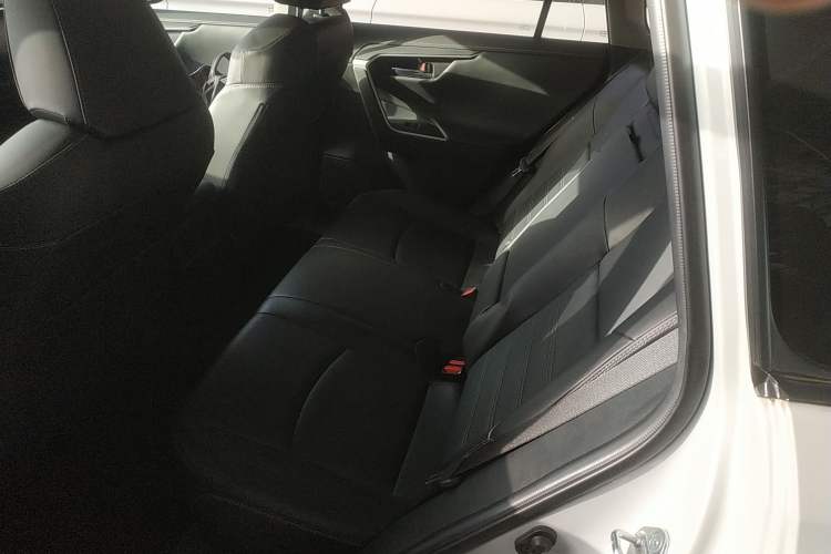 Used Toyota RAV4 2020 2.0L CVT Two-Wheel Drive Fashion PLUS Edition Left Rear Seat
