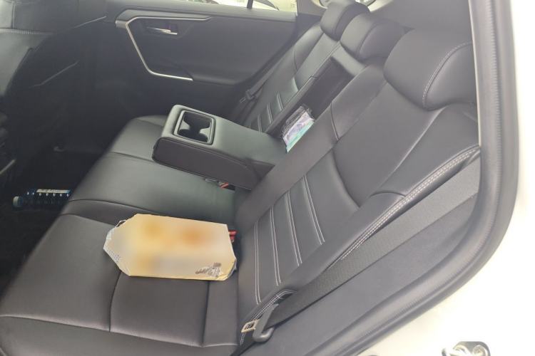 Used Toyota RAV4 2020 2.0L CVT 4x4 Style PLUS Edition Left Rear Seat