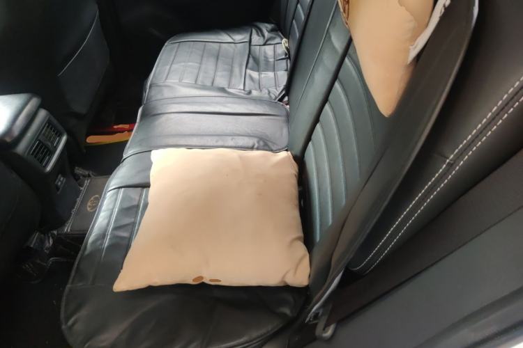 Used Toyota RAV4 2020 2.0L CVT Two-Wheel Drive Urban Edition Left Rear Seat