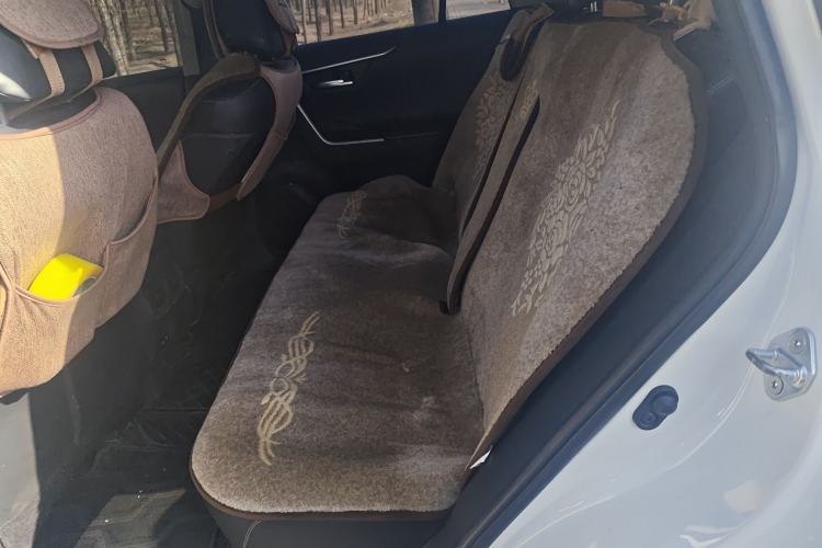 Used Toyota RAV4 2020 2.0L CVT Two-Wheel Drive Prestige Edition Left Rear Seat
