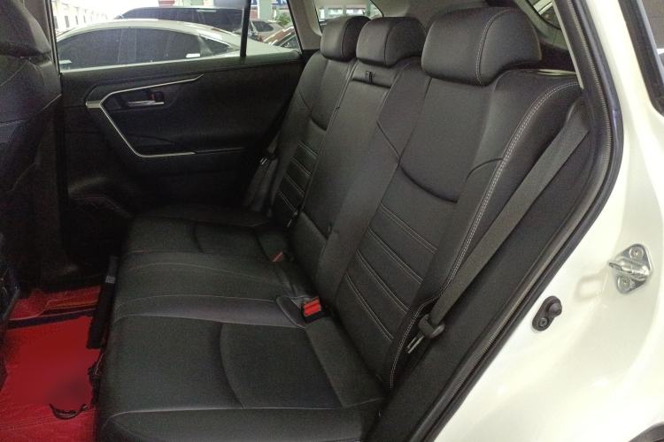 Used Toyota RAV4 2020 2.0L CVT Two-Wheel Drive Fashion PLUS Edition Left Rear Seat