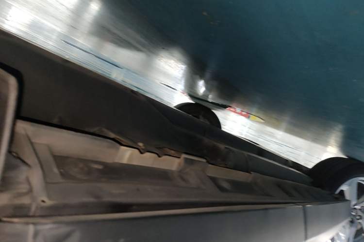 Used Toyota RAV4 2020 2.0L CVT Two-Wheel Drive Fashion Edition Left Side Sill