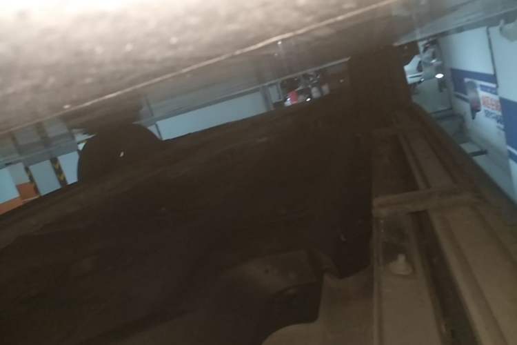 Used Toyota RAV4 2020 2.0L CVT Four-Wheel Drive Prestige Edition Left Side Sill