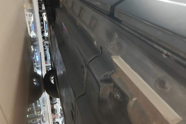 Used Toyota RAV4 2020 2.0L CVT Two-Wheel Drive Fashion Edition Left Side Sill