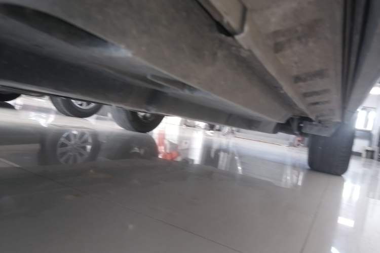 Used Toyota RAV4 2020 2.0L CVT 4x4 Trend Edition Left Side Sill