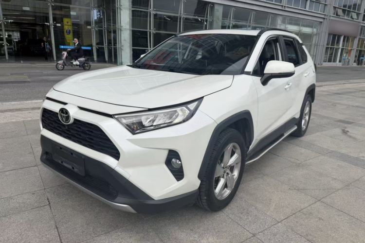 Used Toyota RAV4 2020 2.0L CVT Two-Wheel Drive Fashion PLUS Edition Guazi used car, China used car export, Used car for sale, Used  cars, Cheapest cars for sale