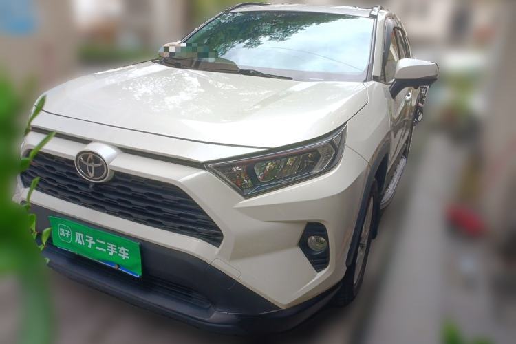 Used Toyota RAV4 2020 2.0L CVT Two-Wheel Drive Urban Edition Guazi used car, China used car export, Used car for sale, Used  cars, Cheapest cars for sale