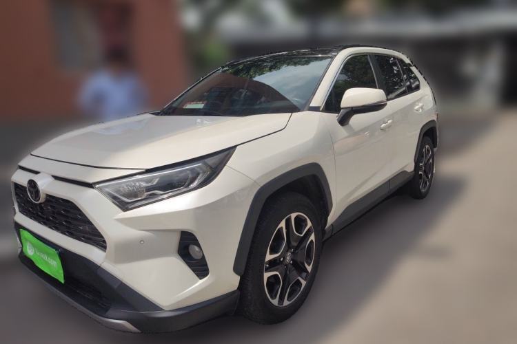 Used Toyota RAV4 2020 2.0L CVT Two-Wheel Drive Prestige Edition Guazi used car, China used car export, Used car for sale, Used  cars, Cheapest cars for sale