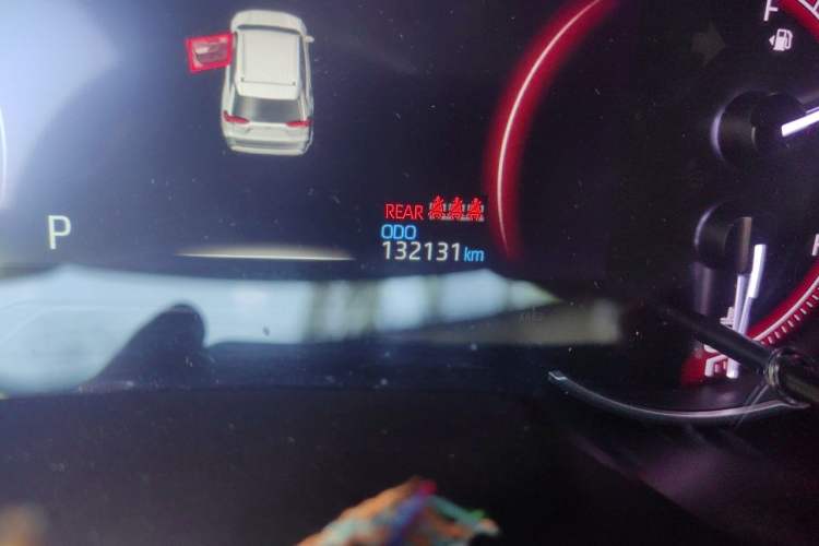 Used Toyota RAV4 2020 2.0L CVT Two-Wheel Drive Fashion Edition Odometer Close Up