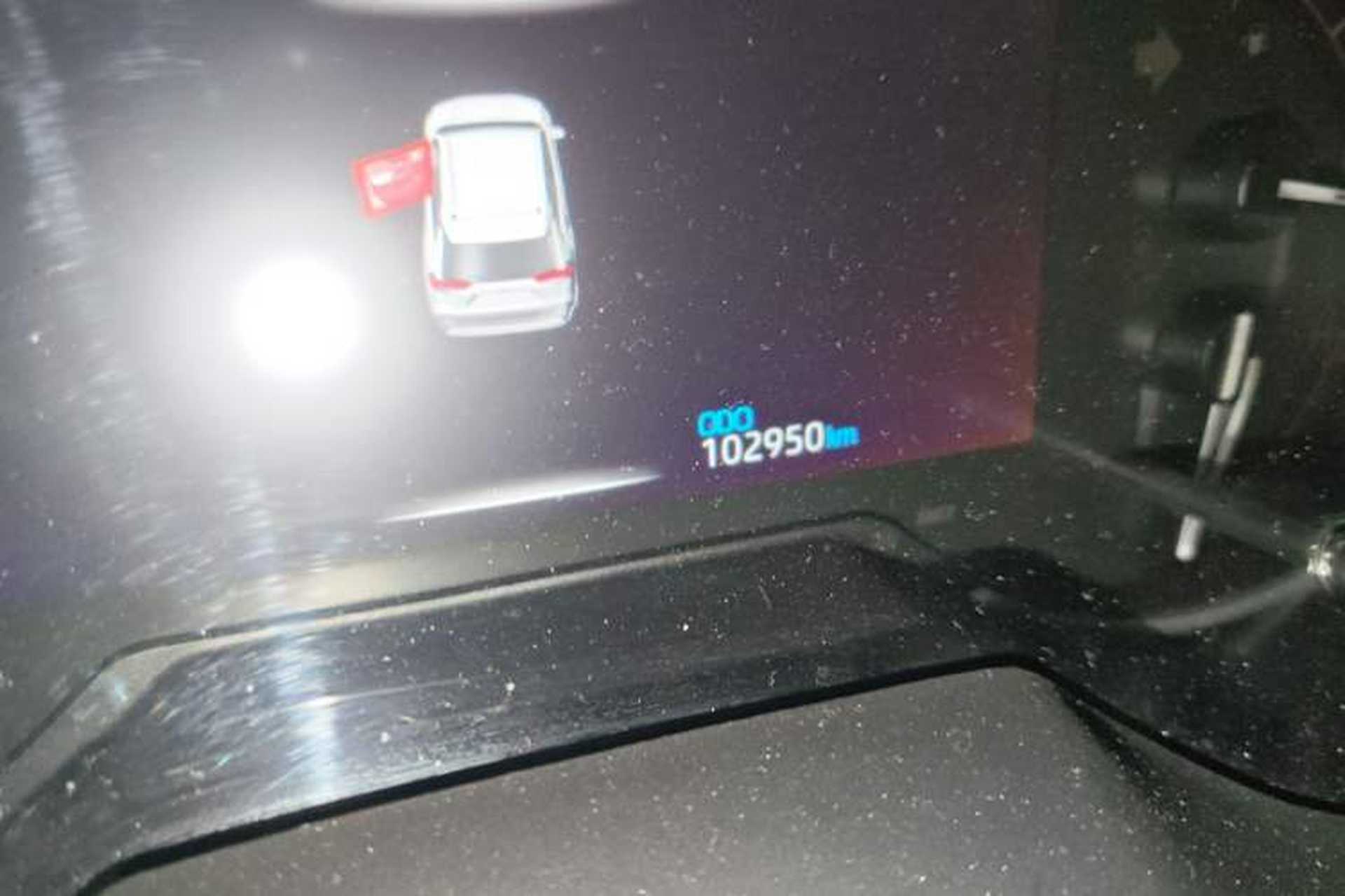 Used Toyota RAV4 2020 2.0L CVT Two-Wheel Drive Fashion PLUS Edition Odometer Close Up