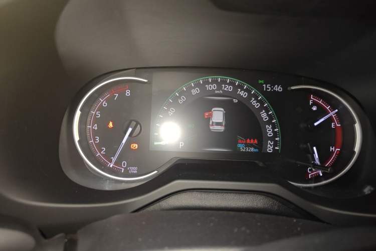 Used Toyota RAV4 2020 2.0L CVT 4x4 Trend Edition Odometer Close Up