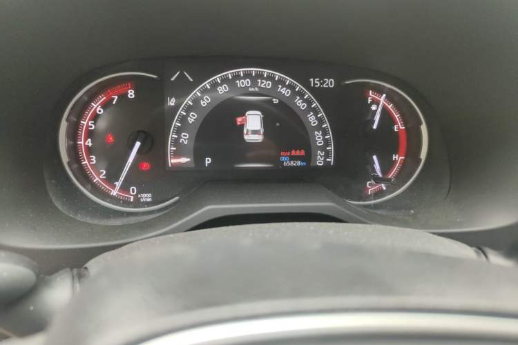 Used Toyota RAV4 2020 2.0L CVT Two-Wheel Drive Fashion PLUS Edition Odometer Close Up