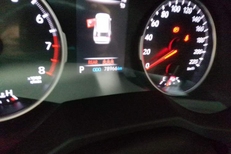 Used Toyota RAV4 2020 2.0L CVT Two-Wheel Drive Urban Edition Odometer Close Up