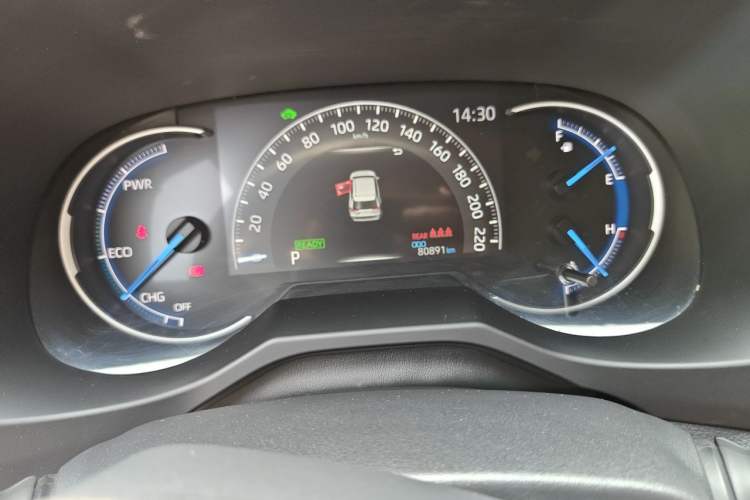 Used Toyota RAV4 2020 Dual-Engine 2.5L E-CVT Four-Wheel Drive Elite Edition Odometer Close Up