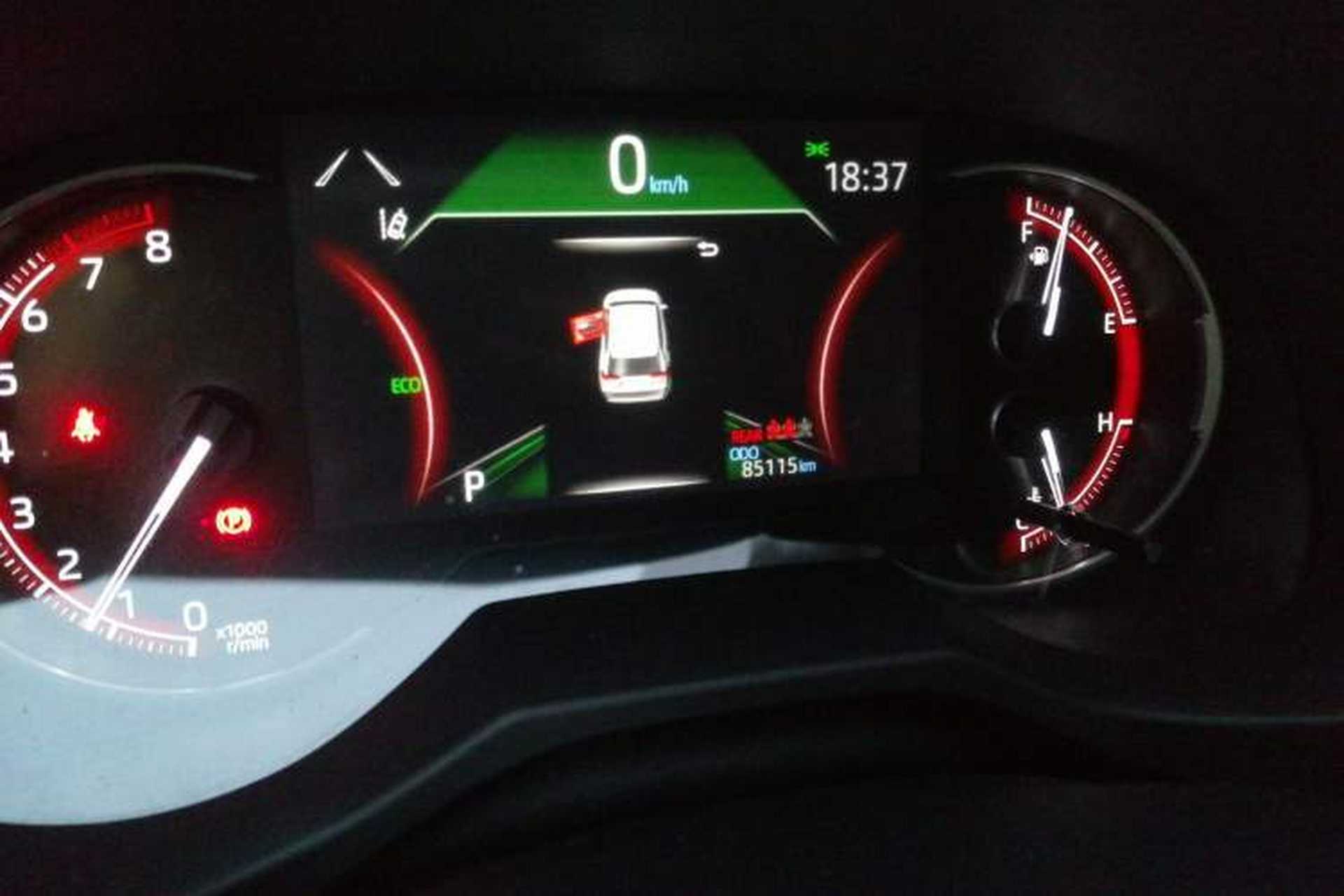 Used Toyota RAV4 2020 2.0L CVT Two-Wheel Drive Fashion PLUS Edition Odometer Close Up