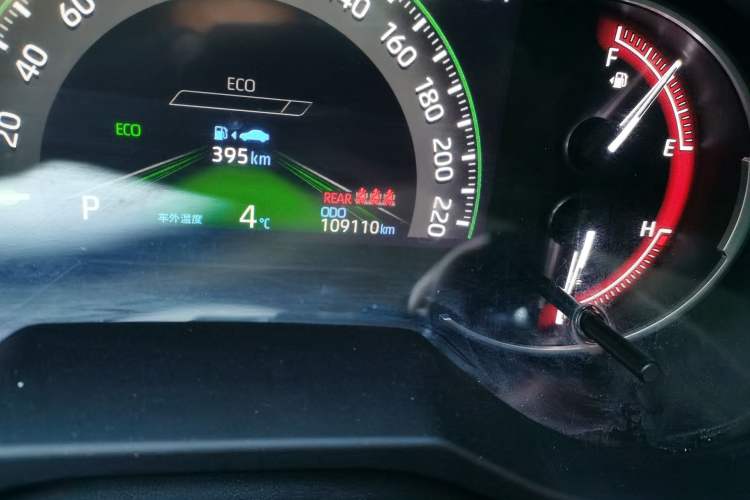 Used Toyota RAV4 2020 2.0L CVT Two-Wheel Drive Fashion PLUS Edition Odometer Close Up