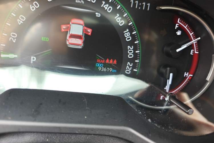 Used Toyota RAV4 2020 2.0L CVT Four-Wheel Drive Prestige Edition Odometer Close Up