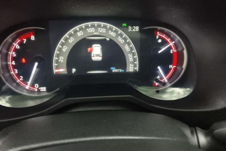Used Toyota RAV4 2020 2.0L CVT 4x4 Trend Edition Odometer Close Up