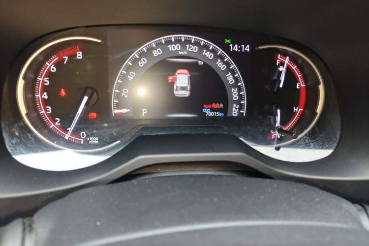 Used Toyota RAV4 2020 2.0L CVT Two-Wheel Drive Fashion PLUS Edition Odometer Close Up