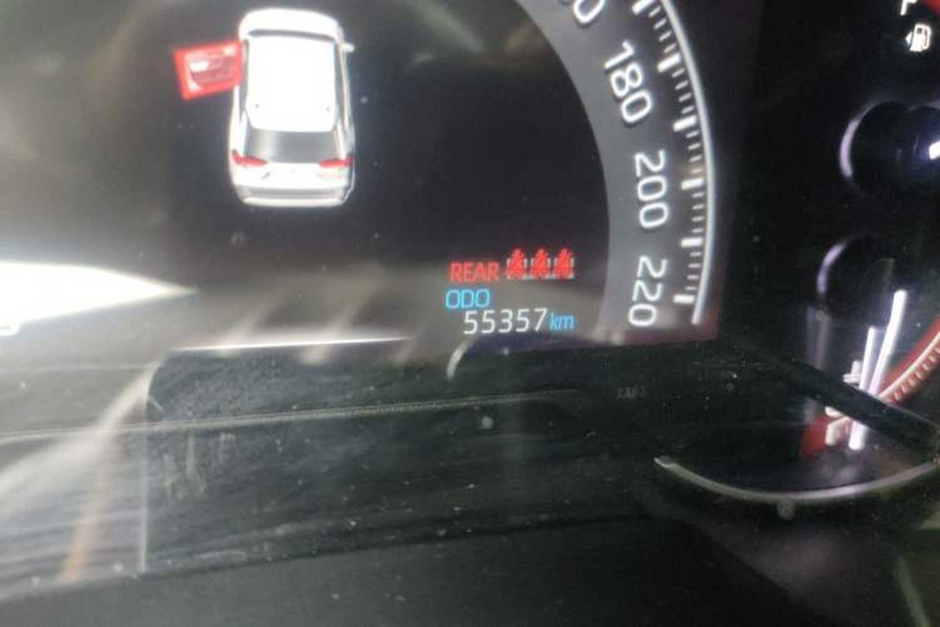 Used Toyota RAV4 2020 2.0L CVT Two-Wheel Drive Fashion Edition Odometer Close Up