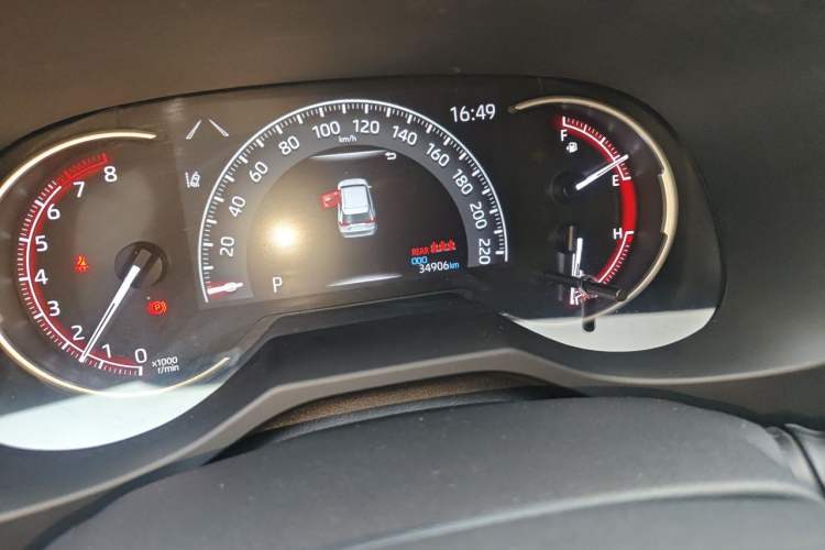 Used Toyota RAV4 2020 2.0L CVT Four-Wheel Drive Prestige Edition Odometer Close Up