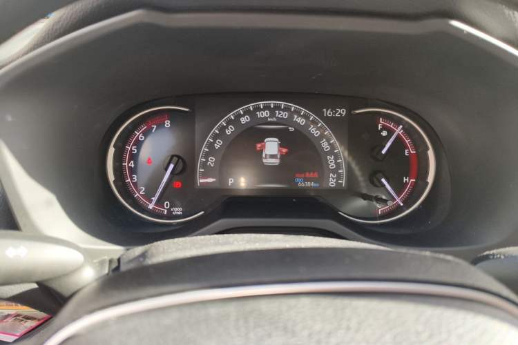 Used Toyota RAV4 2020 2.0L CVT 4x4 Trend Edition Odometer Close Up