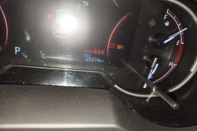 Used Toyota RAV4 2020 2.0L CVT Two-Wheel Drive Fashion PLUS Edition Odometer Close Up