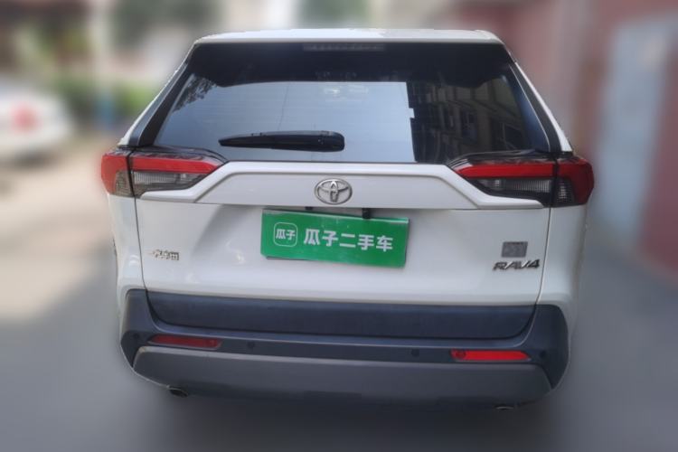 Used Toyota RAV4 2020 2.0L CVT Two-Wheel Drive Fashion PLUS Edition Rear