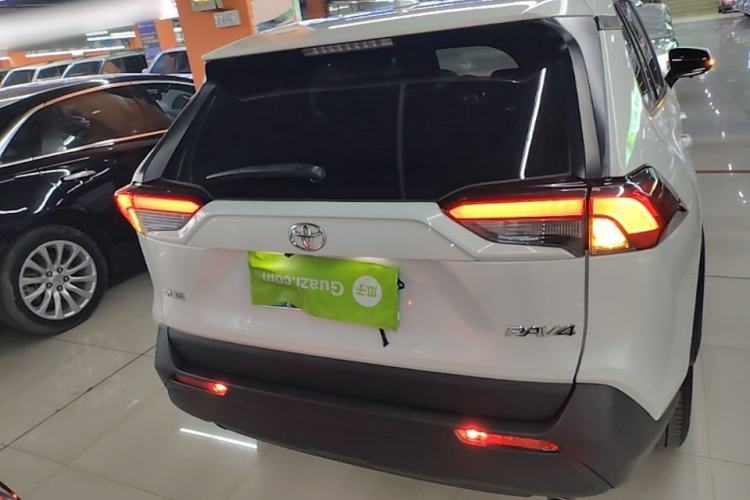 Used Toyota RAV4 2020 2.0L CVT Two-Wheel Drive Urban Edition Rear