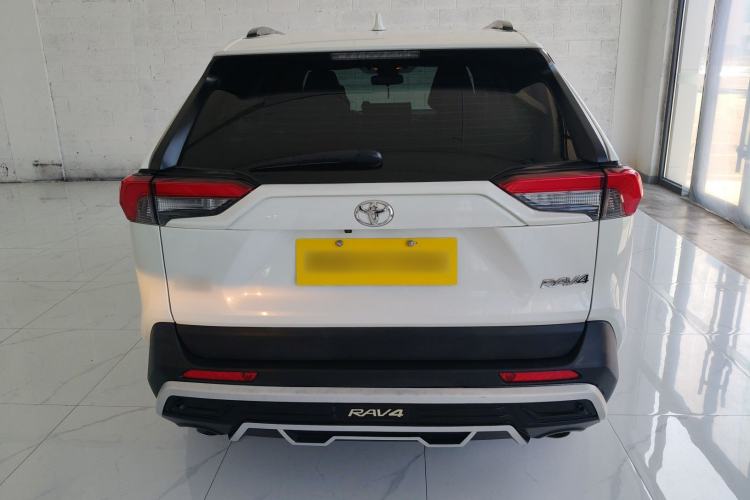 Used Toyota RAV4 2020 2.0L CVT Two-Wheel Drive Fashion PLUS Edition Rear
