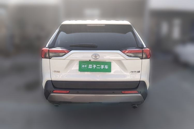 Used Toyota RAV4 2020 2.0L CVT Two-Wheel Drive Fashion Edition Rear