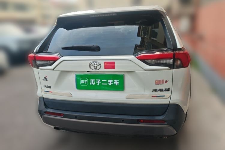 Used Toyota RAV4 2020 2.0L CVT Two-Wheel Drive Fashion Edition Rear