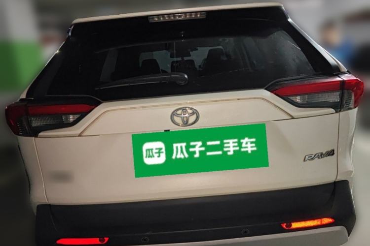 Used Toyota RAV4 2020 2.0L CVT Two-Wheel Drive Fashion PLUS Edition Rear
