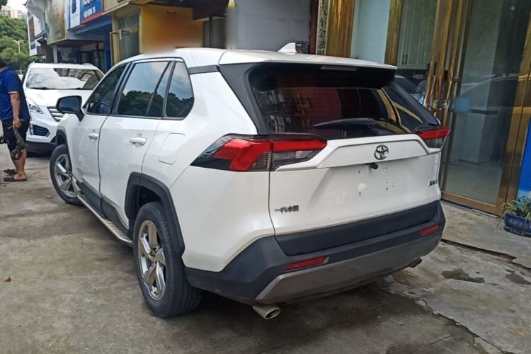 Used Toyota RAV4 2020 2.0L CVT Two-Wheel Drive Fashion Edition Rear Left 45 Deg