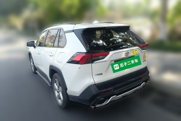 Used Toyota RAV4 2020 2.0L CVT Two-Wheel Drive Fashion Edition Rear Left 45 Deg