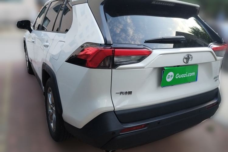 Used Toyota RAV4 2020 2.0L CVT 4x4 Style PLUS Edition Rear Left 45 Deg