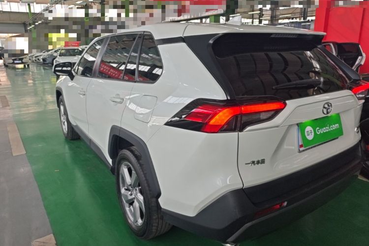 Used Toyota RAV4 2020 2.0L CVT 4x4 Trend Edition Rear Left 45 Deg
