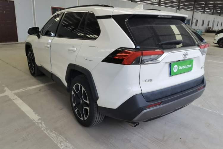 Used Toyota RAV4 2020 2.0L CVT Two-Wheel Drive Prestige Edition Rear Left 45 Deg
