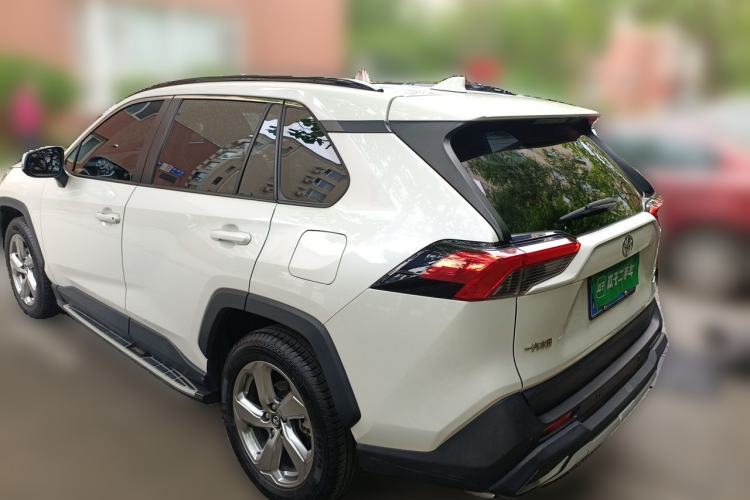 Used Toyota RAV4 2020 2.0L CVT 4x4 Style PLUS Edition Rear Left 45 Deg